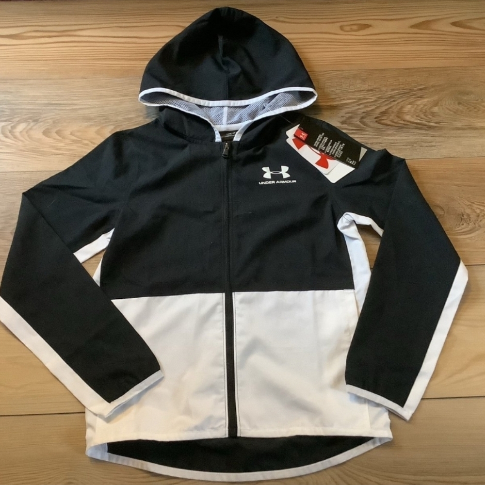 Under Armour Boys Zip Hooded Windbreaker Jacket Size YSM(NWT)